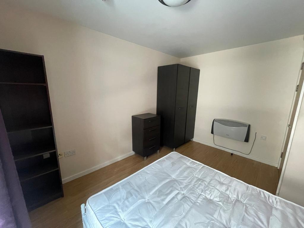 Apartment in South Yorkshire - View 4