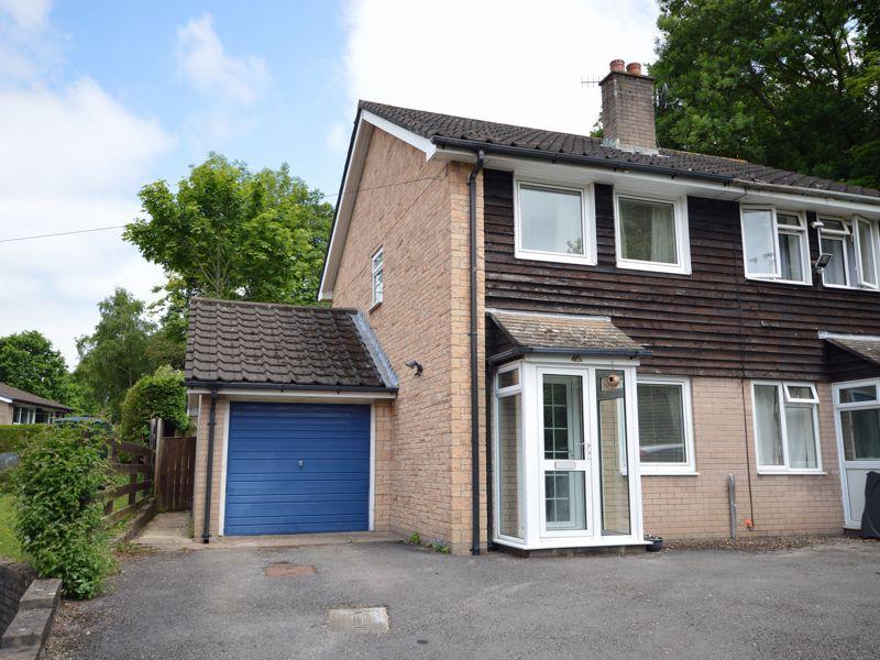 Wern Gifford, Pandy, Abergavenny 2 bed semidetached house for sale £