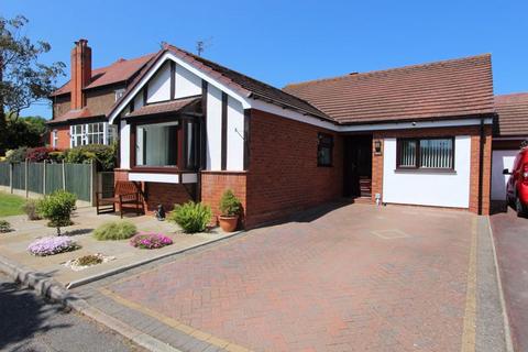 2 bedroom detached bungalow for sale - Brompton Avenue, Rhos on Sea