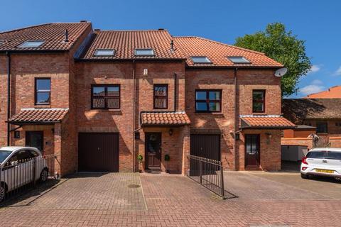 5 bedroom terraced house for sale - 16 Wainwell Mews, Lincoln