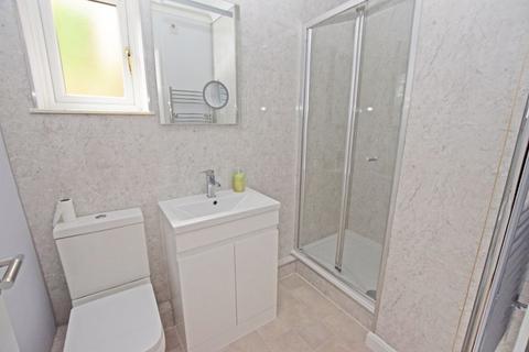 2 bedroom ground floor flat for sale - Mount Pleasant Road, Alton