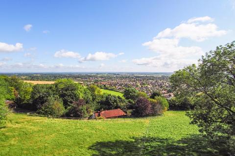 Weald View Bostal Road, Steyning, BN44 3PD