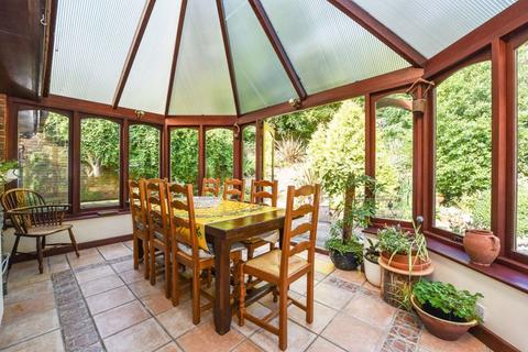 Weald View Bostal Road, Steyning, BN44 3PD
