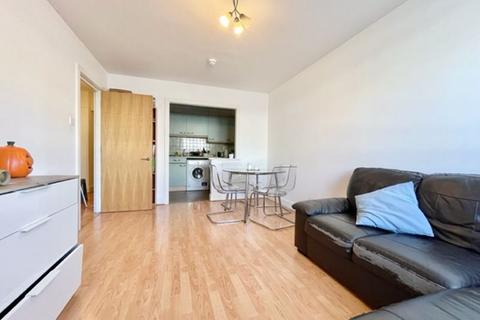 1 bedroom apartment to rent, Commercial Road, E1