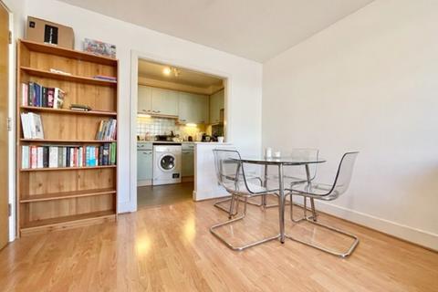 1 bedroom apartment to rent, Commercial Road, E1