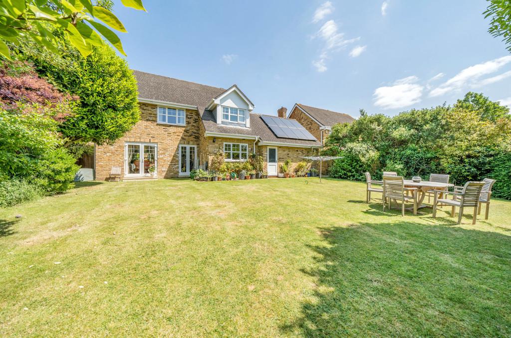 Stratford House Avenue, Bickley 4 bed detached house for sale £1,225,000
