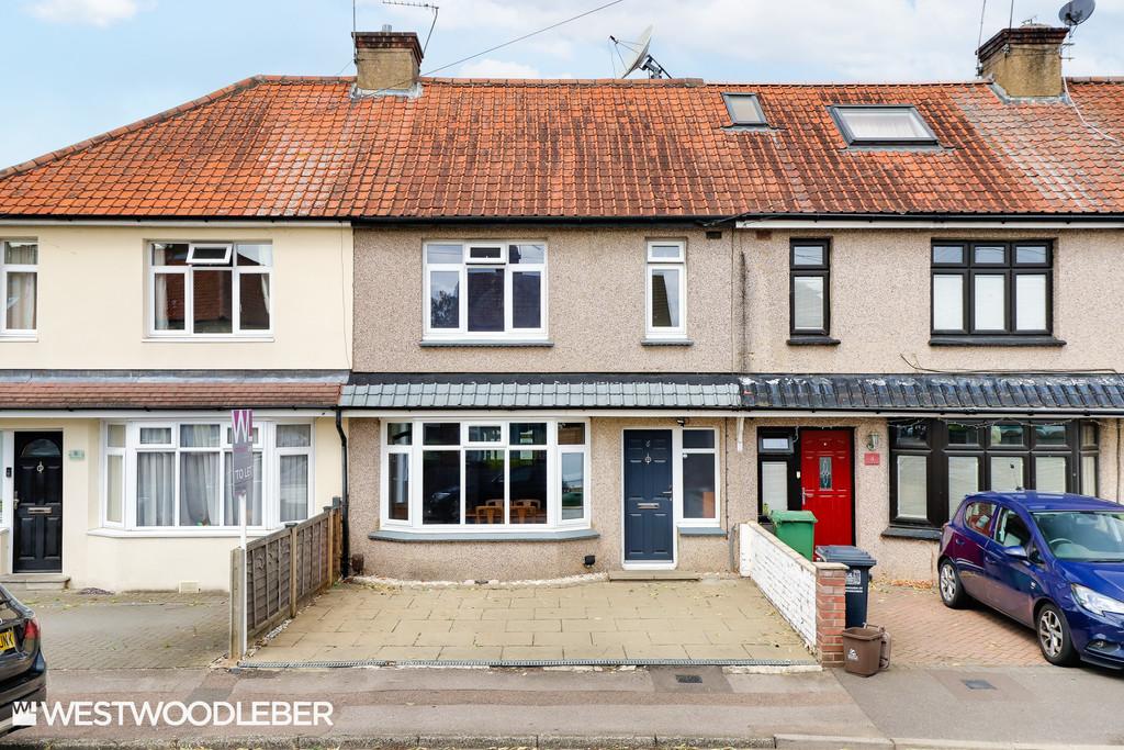 River Avenue, Hoddesdon EN11 3 bed terraced house to rent £2,000 pcm