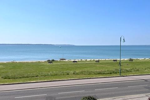 2 bedroom apartment for sale - Castle Marina, Marine Parade East, Lee-On-The-Solent, PO13