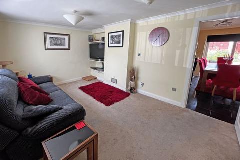 3 bedroom semi-detached house for sale - Arden Way, Bridgnorth WV15