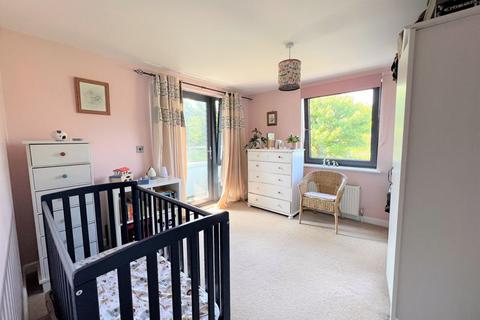 Flat 10, Signal House 4 Bitter End, Dorchester, DT1 1WN