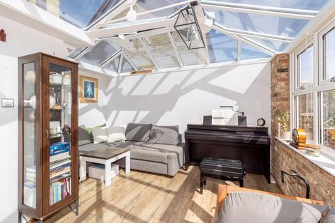 13 Bignor Close, Horsham, RH12 5JQ
