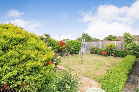 2 bedroom detached bungalow for sale, Chagford Close, Bedford MK40