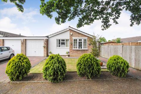 2 bedroom detached bungalow for sale, Chagford Close, Bedford MK40