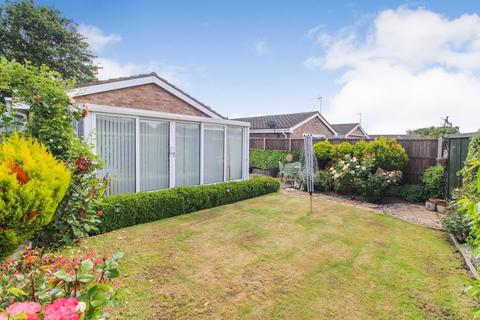 16 Chagford Close, Bedford, MK40 3AY