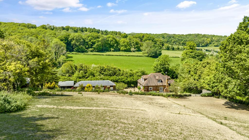 Lynsore Bottom, Upper Hardres, Canterbury, Kent, CT4 6EE 3 bed detached house for sale £850,000