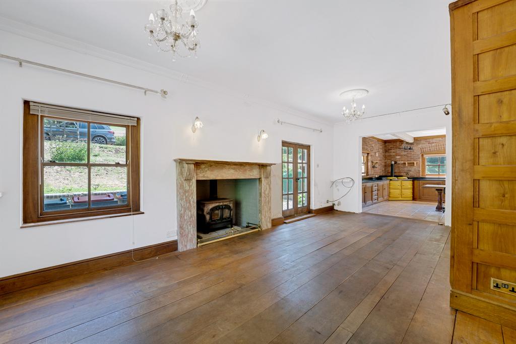 Lynsore Bottom, Upper Hardres, Canterbury, Kent, CT4 6EE 3 bed detached house for sale £850,000