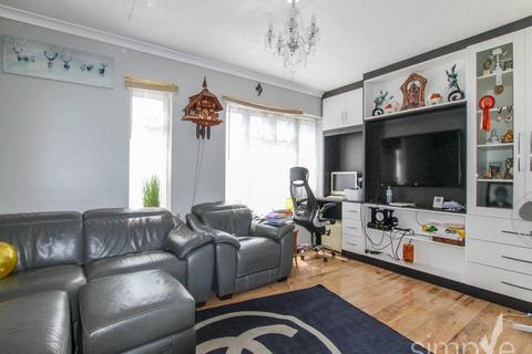 3 bedroom house to rent, Harlington Road, Uxbridge, Middlesex