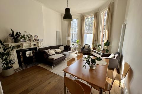 2 bedroom apartment to rent - Elgin Avenue, London, W9
