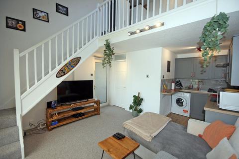 1 bedroom semi-detached house for sale, Jubilee Terrace, Lon Emyr, Y Felinheli, Gwynedd, LL56