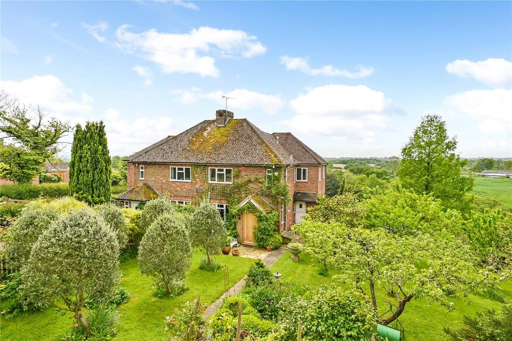 Cranbrook Road, Tenterden, Kent, TN30 4 bed semidetached house for
