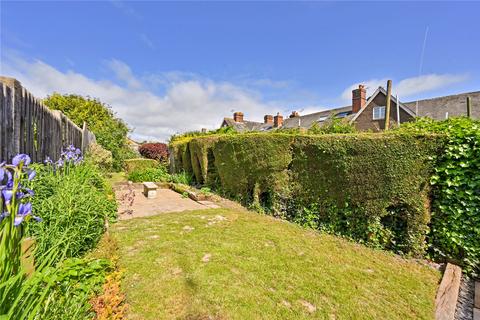 2 bedroom end of terrace house for sale, Beachy Path, Tenterden, Kent, TN30