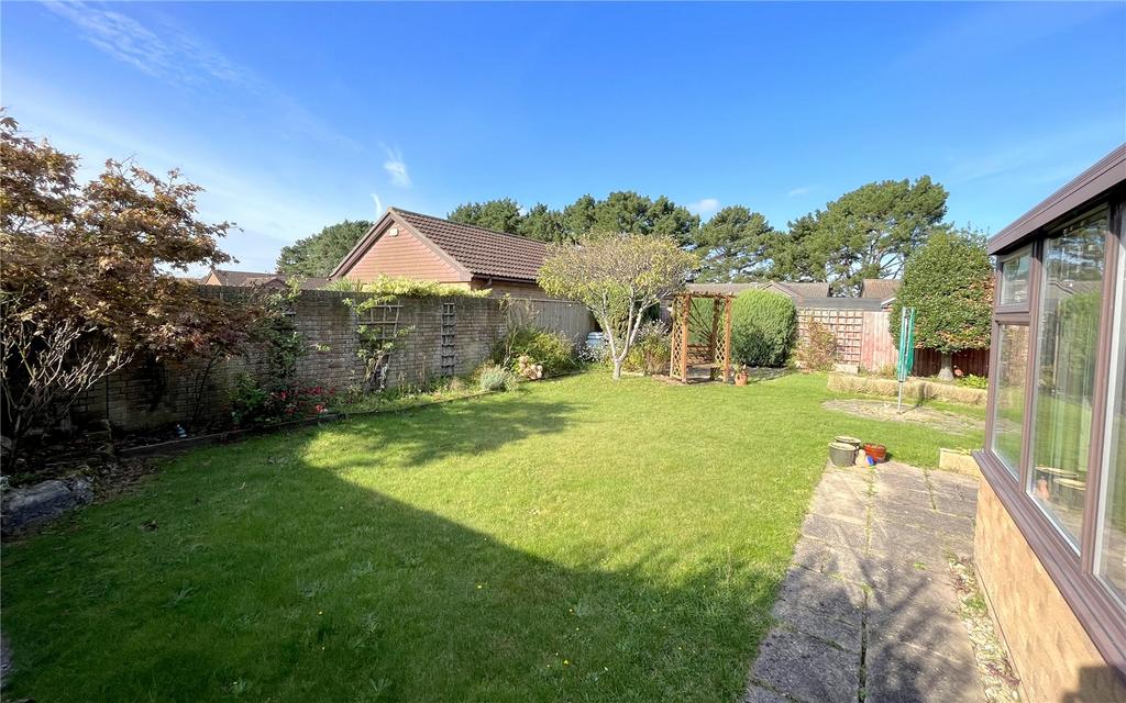 Burdock Close, Highcliffe, Christchurch, Dorset, BH23 3 bed bungalow