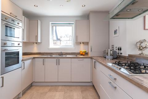 Flat 7, 1 Hatters Lane, Edinburgh, EH7 4GZ