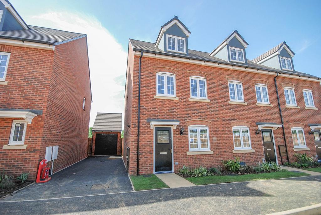 The Spinneys, Trussell Way, Cawston, Rugby, CV22 3 bed semidetached