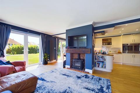 2 Durrington Place, Bournemouth, BH7 6QD