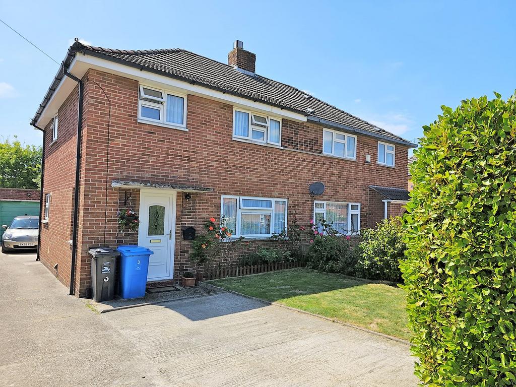 Maryland Road, Turlin Moor, Poole, BH16 3 bed semidetached house for