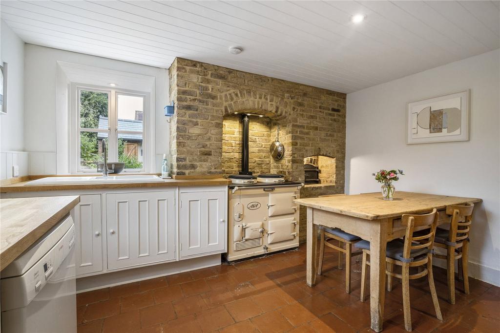 Kitchen/Breakfast