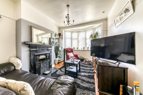 4 bedroom semi-detached house for sale - Bramcote Avenue, Mitcham, CR4