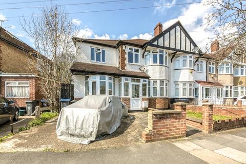 4 bedroom semi-detached house for sale, Bramcote Avenue, Mitcham, CR4