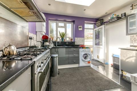 4 bedroom semi-detached house for sale, Bramcote Avenue, Mitcham, CR4