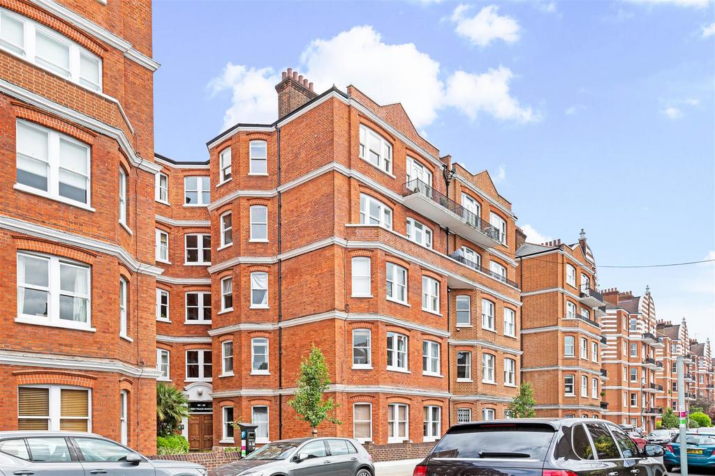 Eden Harper-Albert Palace Mansions-3.jpg