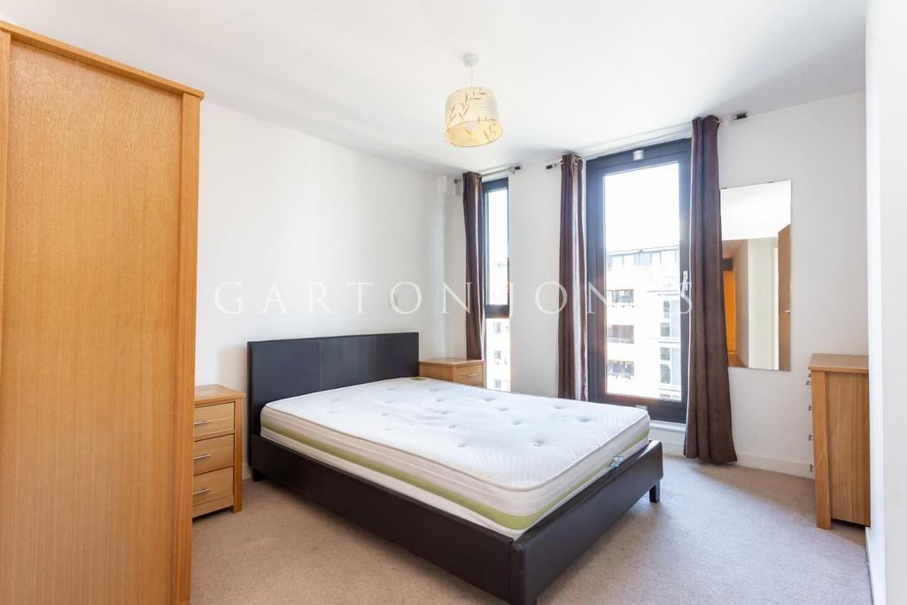 Bedroom.JPG