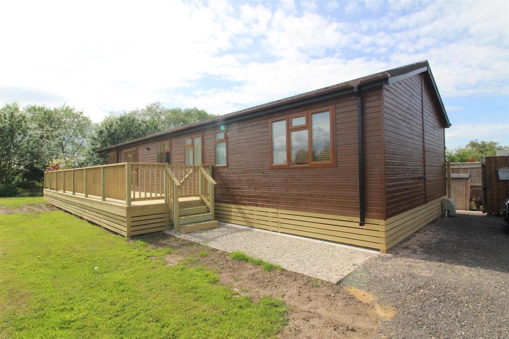 Dalton Bridge, Dalton, Thirsk 3 bed lodge for sale £200,000