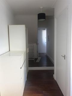 2 bedroom flat to rent - Fernhead Road, Maida Vale, London