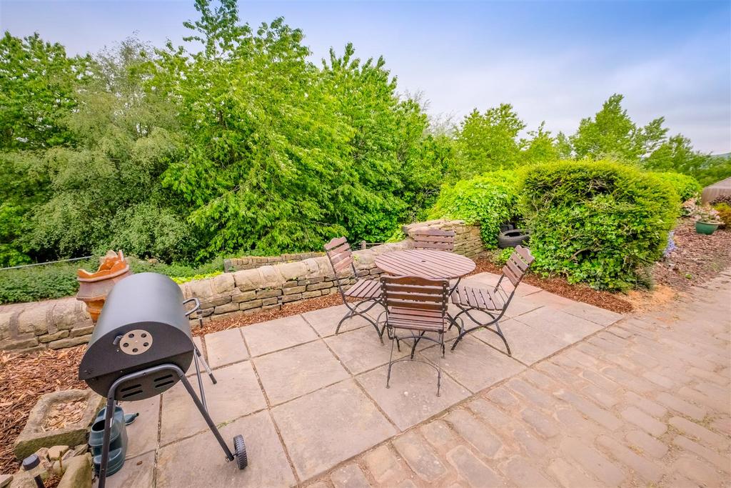 Stock Lane, Warley 3 bed cottage for sale £225,000