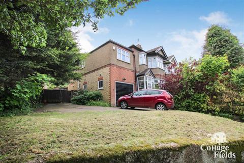 176 Clay Hill, Enfield, EN2 9AL