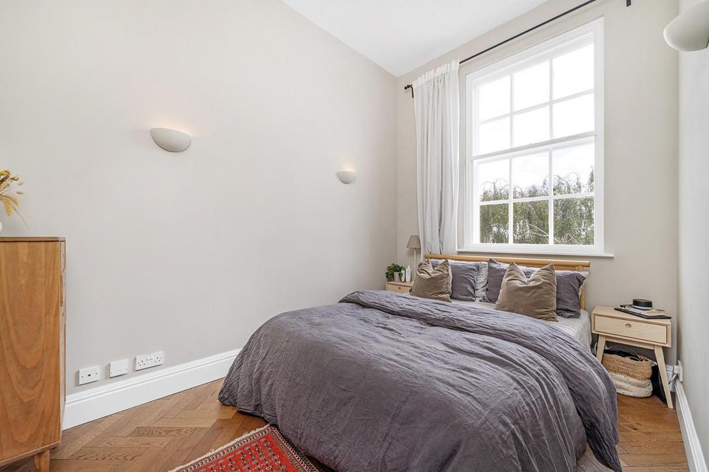 Principal bedroom (2).jpg