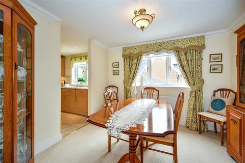 2 bedroom apartment for sale, Newton Lane, Romsey Town Centre, Hampshire