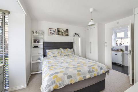 26 Ames Way, Kings Hill, West Malling, ME19 4HU