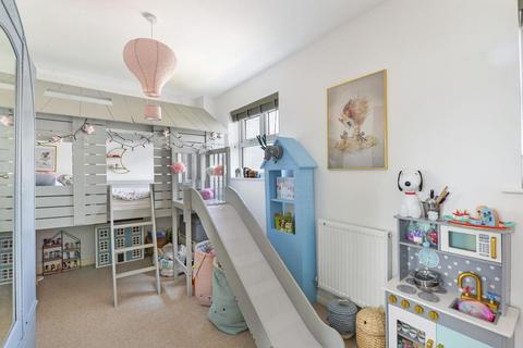 26 Ames Way, Kings Hill, West Malling, ME19 4HU