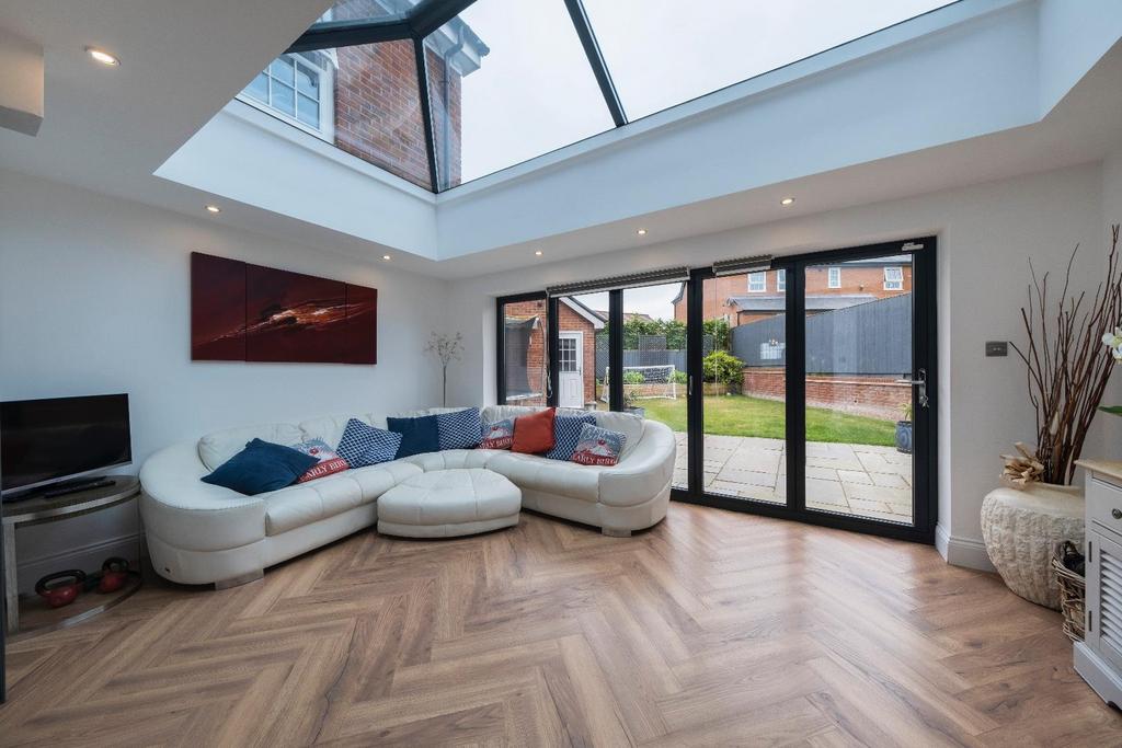 31 Hazelhurst Way-009.JPG