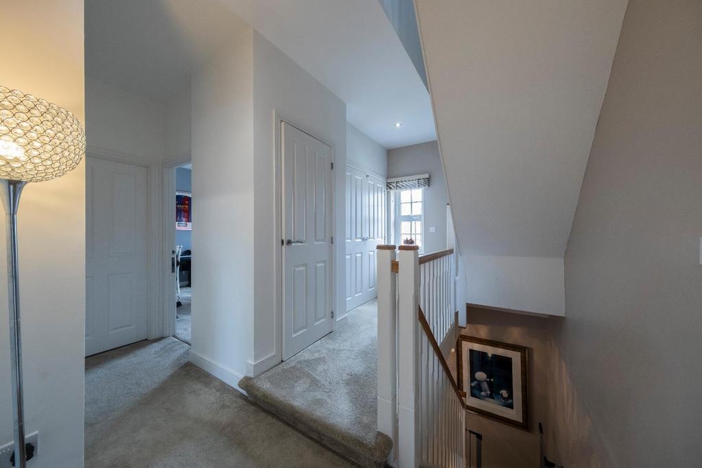 31 Hazelhurst Way-032.JPG