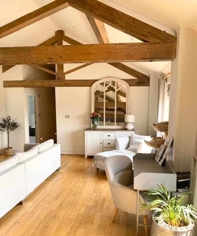 Park Lane, Pulford, Chester 3 bed character property £490,000