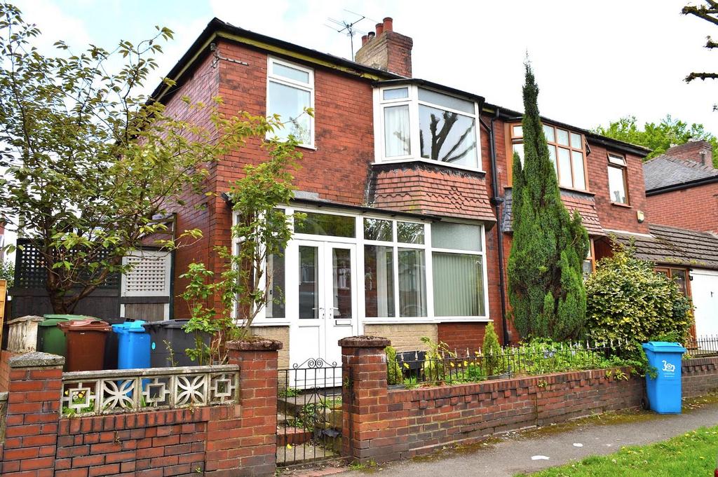 Montgomery Street, Oldham 3 bed semidetached house for sale £185,000