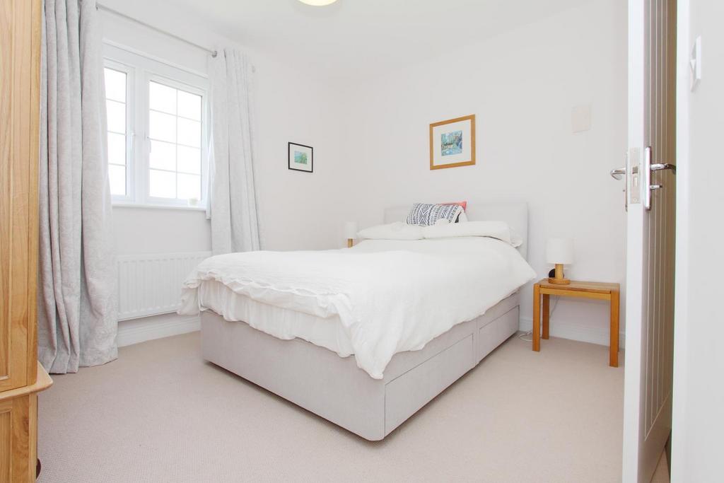 Highfield - Bedroom.JPG
