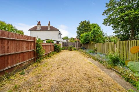7 Penberth Road, London, SE6 1ET